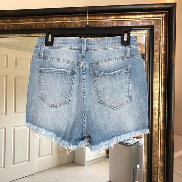 Hammer Jeans Denim Shorts - High Rise | Light Wash | Distressed | Frayed | Jean - Picture 3 of 7
